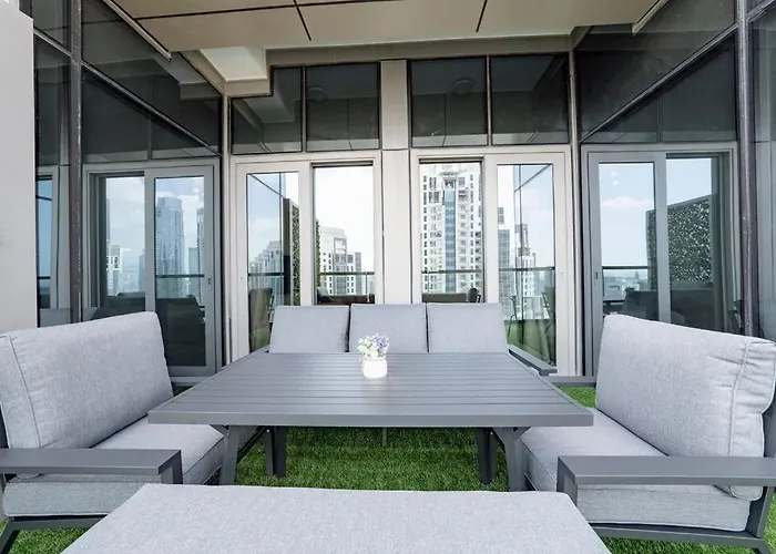 Paramount Midtown Hotel - Burj Khalifa Views
