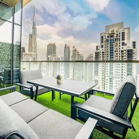 Paramount Midtown Hotel - Burj Khalifa Views دبي المظهر الخارجي الصورة