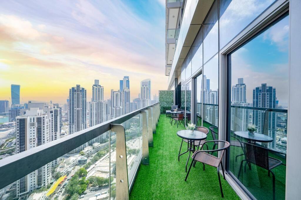 Paramount Midtown - Burj Khalifa Views دبي